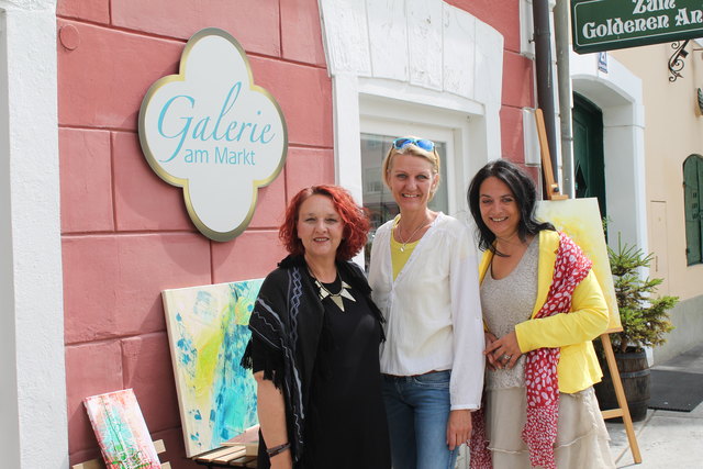 Brigitte Sandriesser, Danja Kulterer, Johanna Kaiser-Olschnegger (von links)