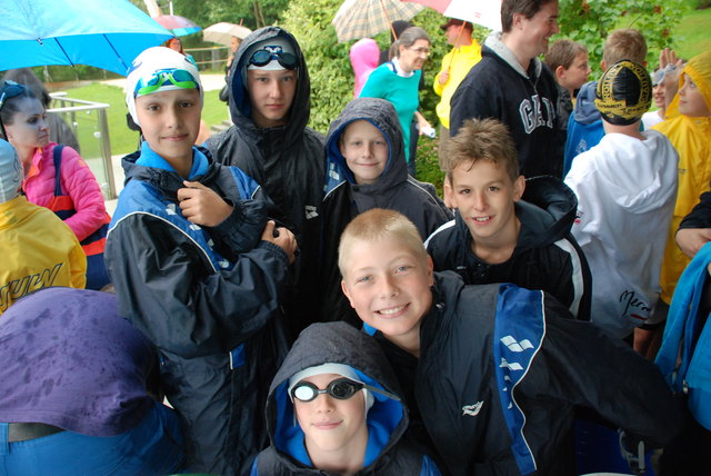 Die Vöcklabrucker Mannschaft hinten v. l. n. r.: Jakob Stetina, Paul Part, Mischa Wöss, Yorik Anzengruber, vorne: Lorenz Pinsker und Julian Wieser