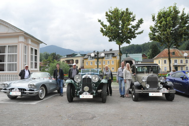 vlnr Meindl Herbert Meindl Marcel  auf Chevrolet Corvette C1 1959 3., Schwarzbauer Günther und Birgit auf Lagonda M45 Tourer Side Angle Top 1934 2., Hemmelmayer Erich Horeth Doris Ford A Coupe 1.