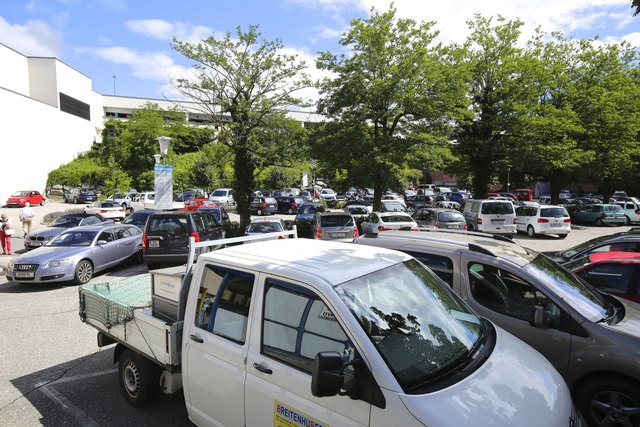 Auf dem Parkplatz neben den City-Arkaden will sich der Handelskonzern Kastner&Öhler in einem Neubau ansiedeln