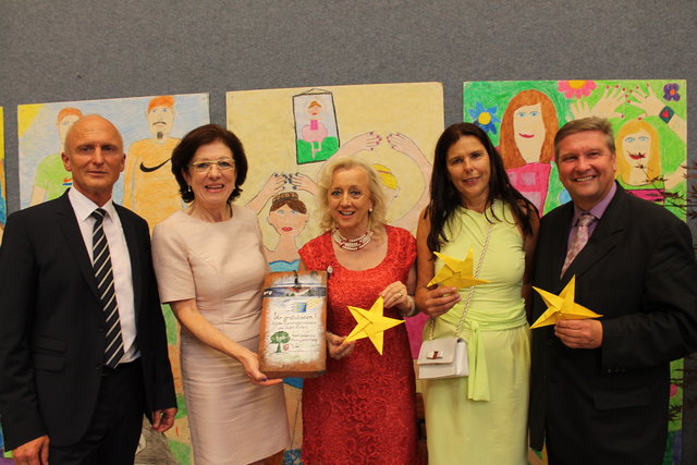 Direktor Josef Ratzenböck, Christine Hödlmayr-Gammer, Elisabeth Freundlinger, Helga Neumann, Bürgermeister Erwin Kastner