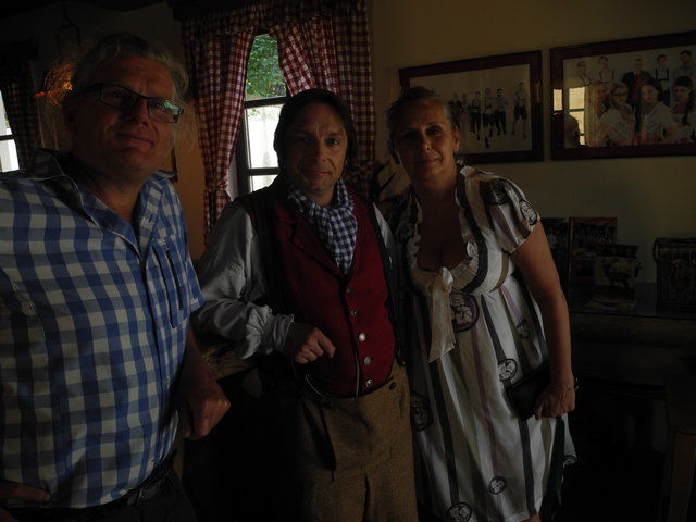 Fam Eischer und Schärdinand in einer Drehpause