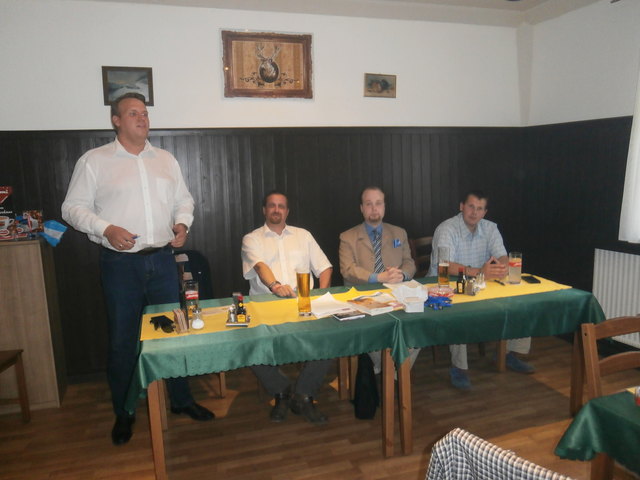 Thomas Engel bei seinem Bericht über seine Gemeinderatsarbeit in Matzendorf-Hölles!