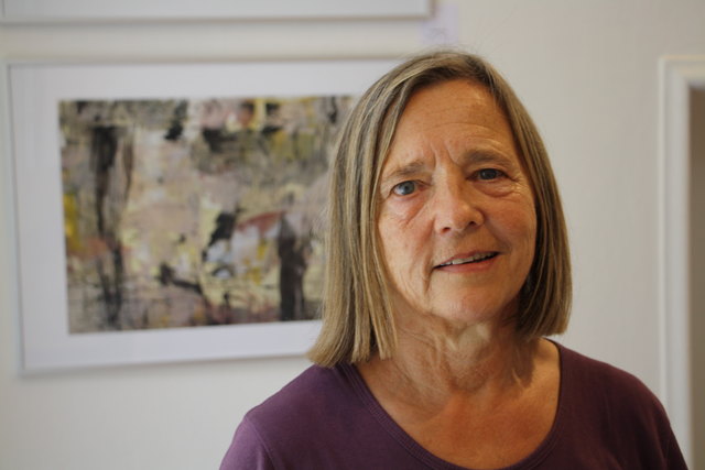 Uta Bader besuchte die Kunstgewerbeschule, studierte bei Adolf Osterider und ist Mitglied der Sezession Graz.