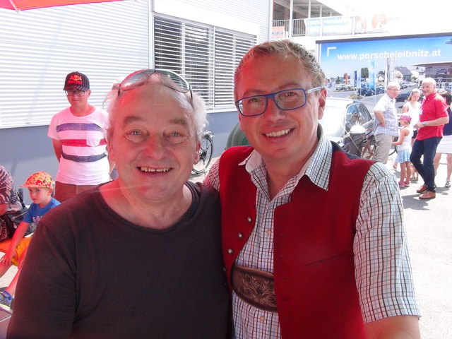 Erinnerungsfoto mit Paul Prattes.