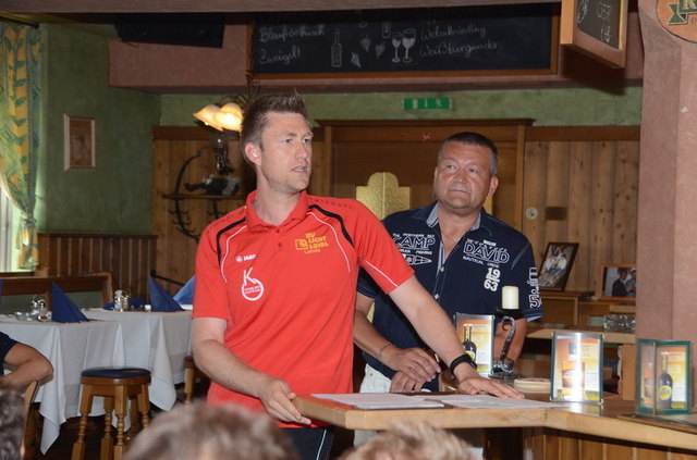 Trainer Mag. Christian Waldl geht mit seinem Team voll Zuversicht in die Meisterschaft.