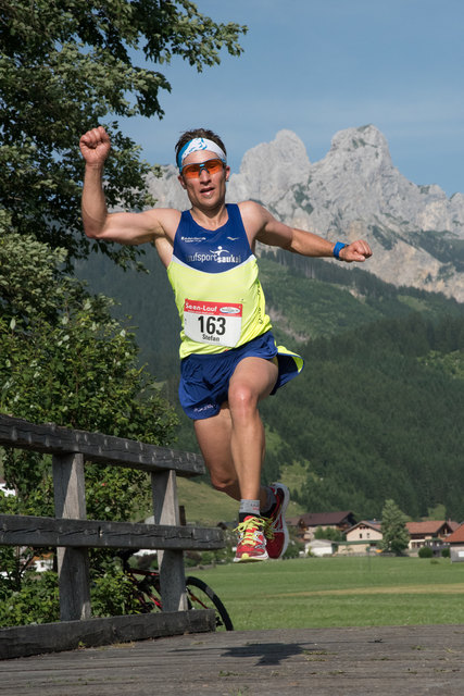 Stefan Böck wurde in 1:38:53 Vierter beim 22,2-Kilometer-Lauf.