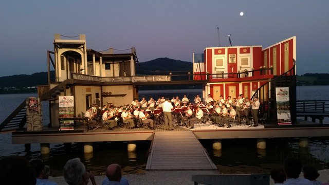 Die Militärmusik Salzburg auf der Seebühne Seeham