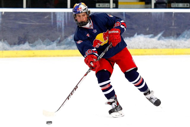 Der Zirler spielt nächste Saison bei den Brandon Wheat Kings aus Manitoba/Kanada. | Foto: GEPA/RedBull
