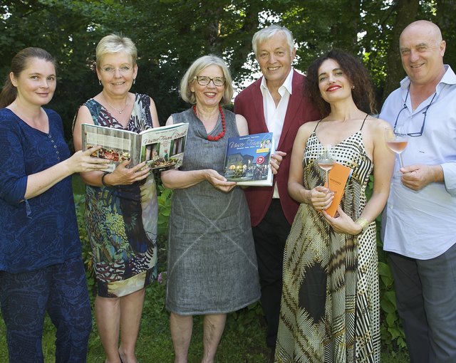 Lieben Friaul: Caroline Walker, Gisela Hopfmüller, Judith Walker, Franz Hlavac, Laura Boldarini und Paolo Rodaro