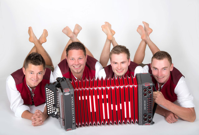 Die Tiroler Mander sorgen am 11. Juli beim Weerberger Gartenfest beim Schwannerwirt für Stimmung und Unterhaltung.