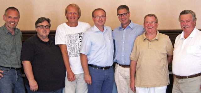 Vizebürgermeister Christian Schilcher, Klaus Uhler, Manfred Hackl, Bürgermeister Johannes Waidbacher, Andreas Penninger, Günter Weibold und Florian Lackner