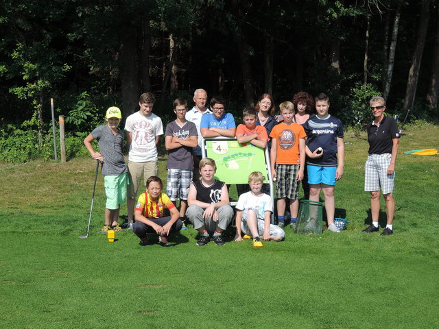 Über die Arbeit eines "Greenkeepers" und was ein "Hole in One" ist, darüber wissen diese Schüler nun so einiges.