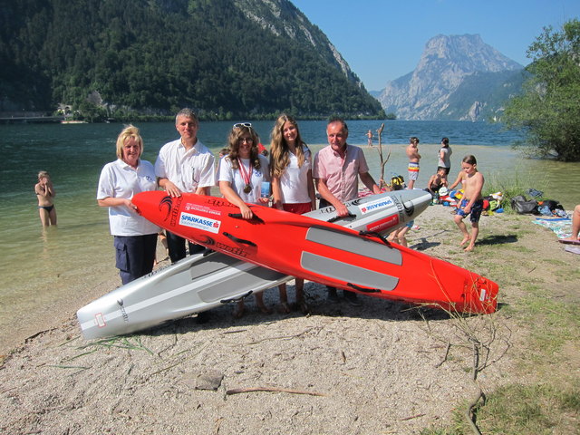 Zwei Rettungsboards konnte die ÖWR Ebensee durch eine Spendenaktion anschaffen.