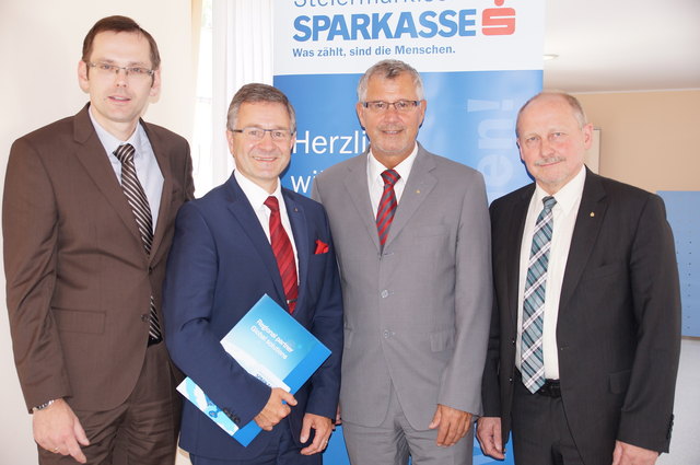 Erfreut über die aktuellen Entwicklungen: Kröpfl, Stellnberger und die beiden Regionalleiter Janda und Obernhuber (v.li.).
