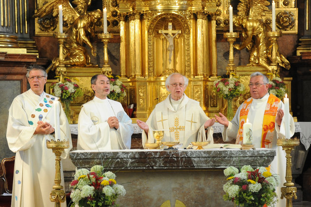 In der Purgstaller Pfarre wurde ein Festgottesdienst für Bischofsvikar Franz Schrittwieser (2. v. rechts) gefeiert. | Foto: Zarl