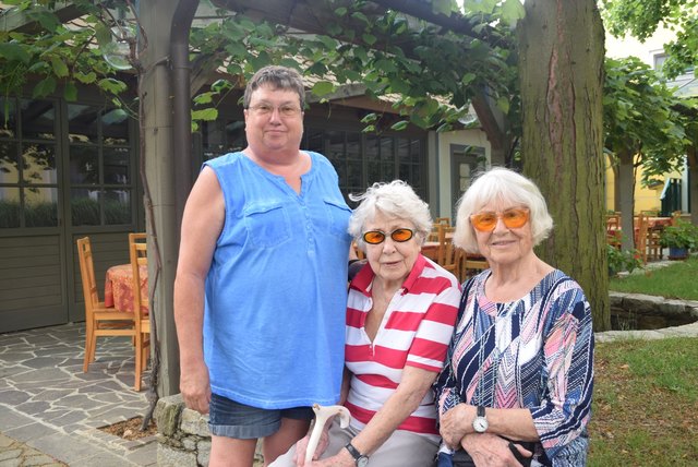 Sie lieben Hagensdorf: Nora Krekeler, Lotti Krekeler und Nora Schultz (v.l.) aus Dortmund.