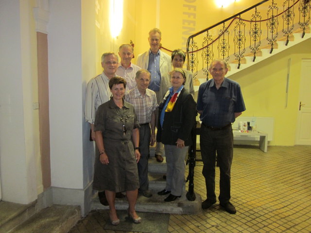 Neue Museumsleitung: Astrid Lenz, Bgm. Robert Altschach, Leopold Gudenus, Josef Fried, Dunja Klaban, Herta Schlosser und Franz Fischer