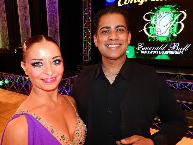 Claudia und Andreas nach unglaublich vielen Siegen und Finalplätzen beim Emerald Ball - Pro Am Turnier in Los Angeles | Foto: Apollo21 Facebook