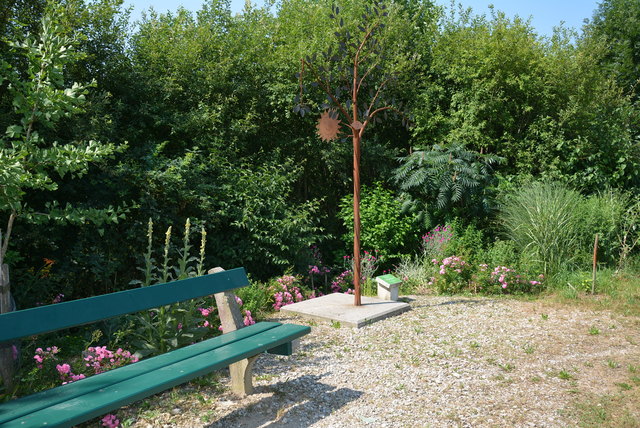 Der Mattig entlang: Rastmöglichkeit auf der Strecke von Aching nach Burgkirchen.
