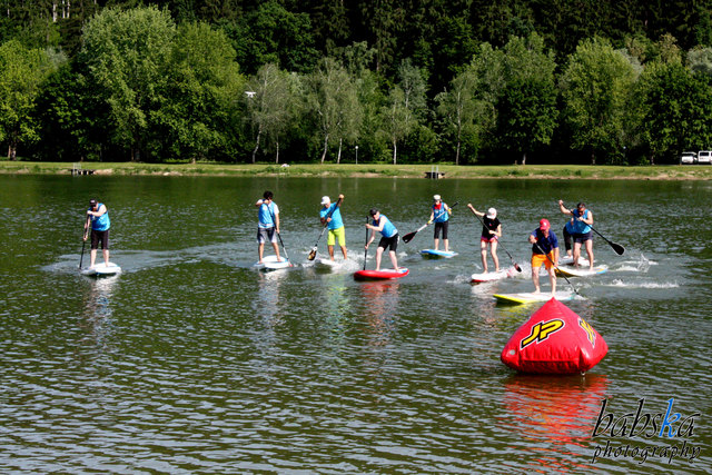 Das Stand Up Paddling verspricht Spaß für die ganze Familie | Foto: KK