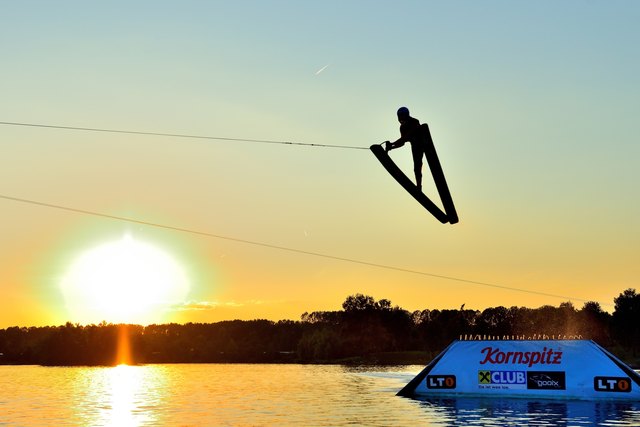 Nadine Schall hebt ab. | Foto: Peter Schrack