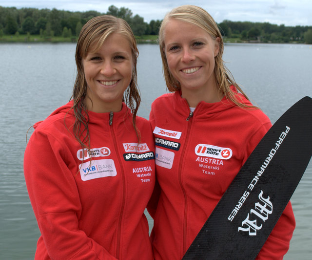 Nadine (li.) und Bianca Schall vom WWSC Asten-Ausee.