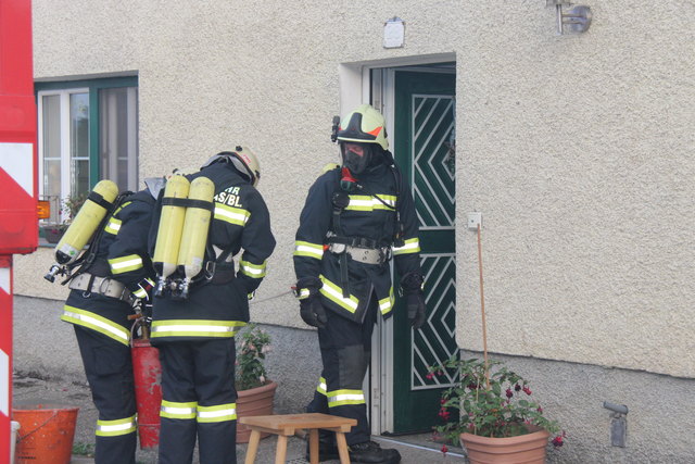 Brand bei Leonhartsberger in Mitterdörfel 28, Bad Kreuzen | Foto: Zinterhof