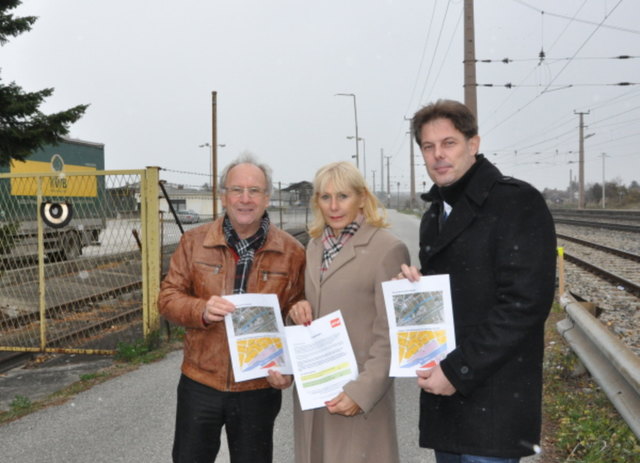 vl. GR Johann Mayerhofer, GR Christa Wallner, Stadtrat Ing. Günther Kautz.
