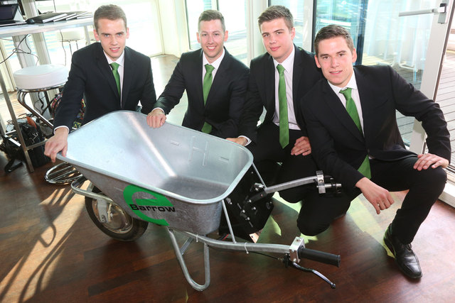 Strahlende Sieger: Thomas Pratsch, Markus Wolf, Fabian Reingruber und Stefan Werner (v.l.) | Foto: Foto: Bosch/APA/Schedl