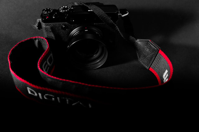 How do you recognize that DSLR is dead?