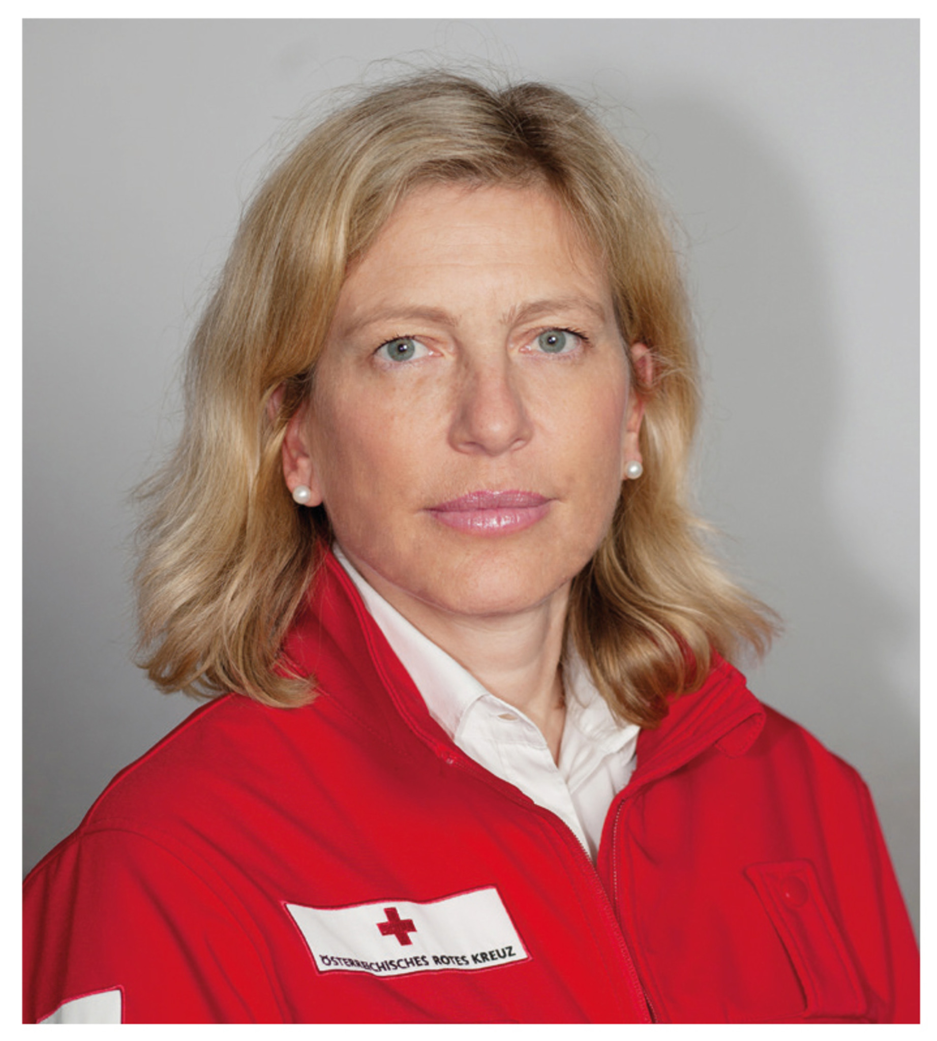 Barbara Rott Rotkreuz Rotes Kreuz baut Containerdörfer auf - Salzburg-Stadt