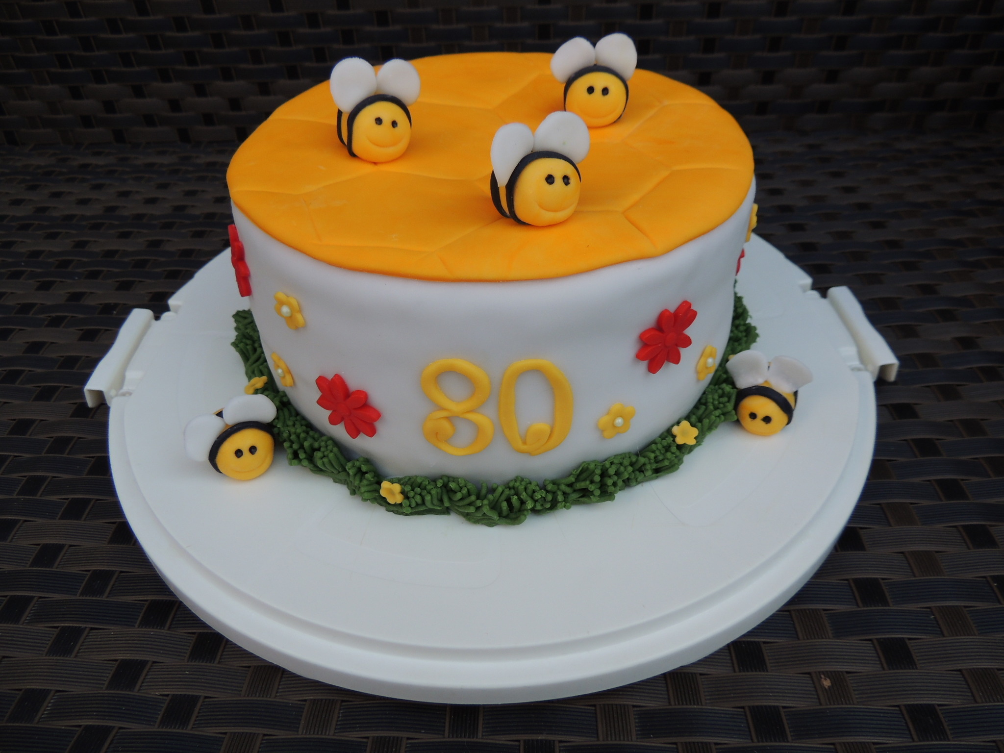 torte zum 80. geburtstag frau