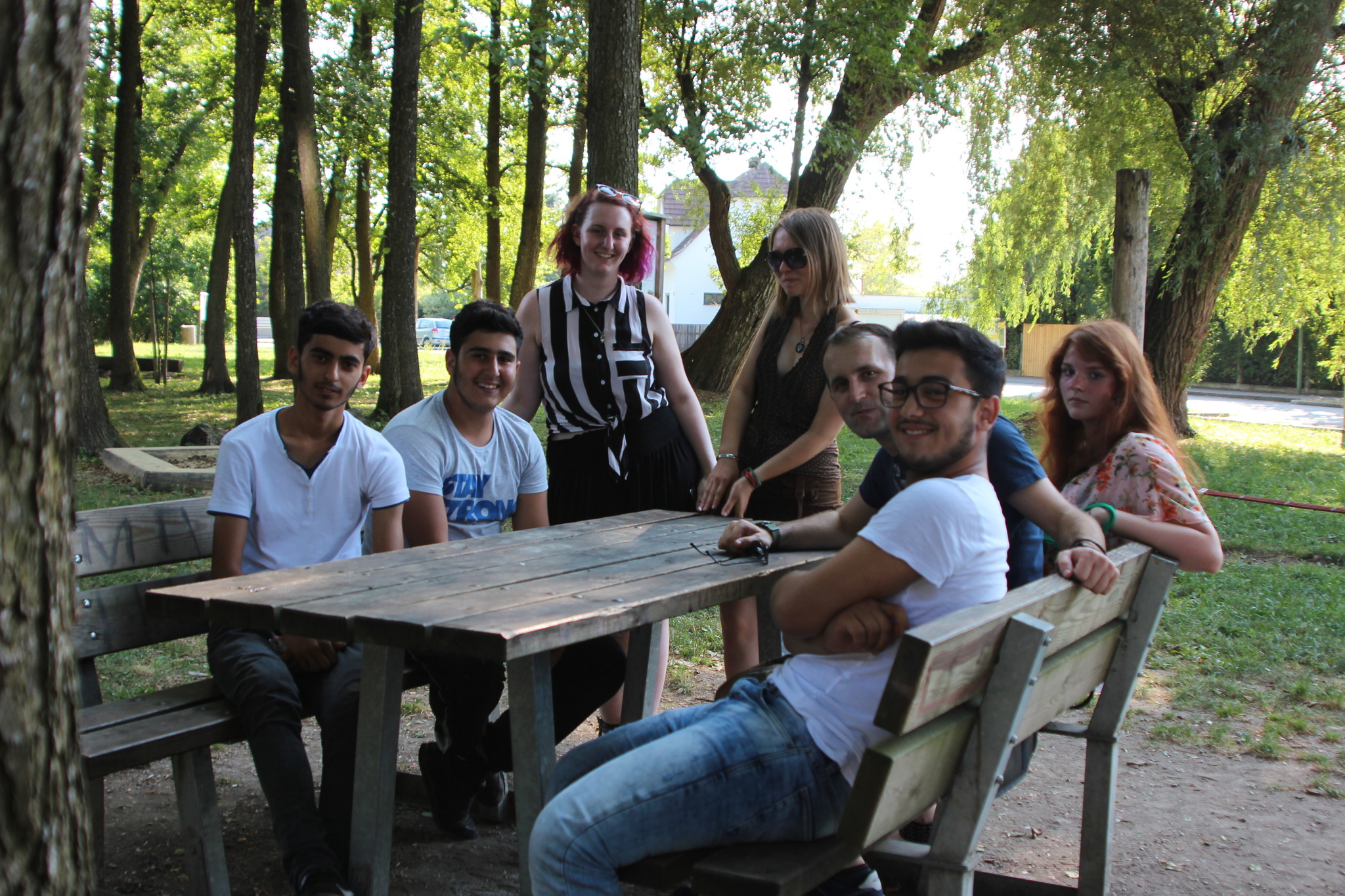 Grüne suchten Gespräch mit Jugendlichen vor Ort - Wels & Wels Land