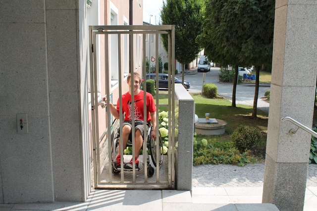 BH Perg, Behindertenlift