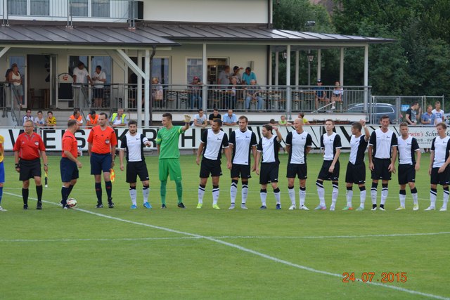 Knapp, aber doch setzte sich das Team der Union Weißkirchen gegen den SC Marchtrenk im Elfmeterschießen durch. | Foto: Johann Oberlaber