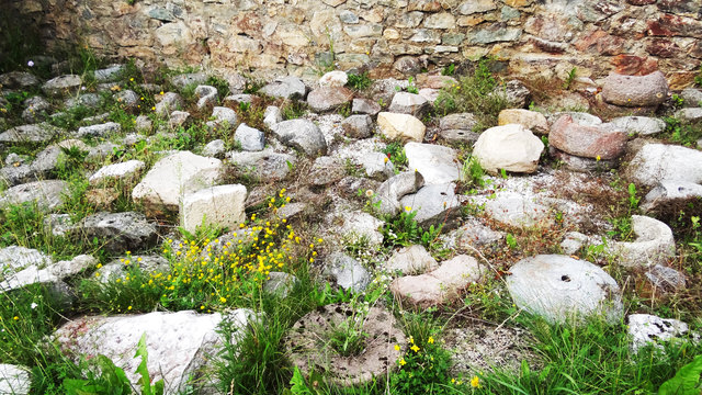 Mühlsteine am Magdalensberg | Foto: LMK