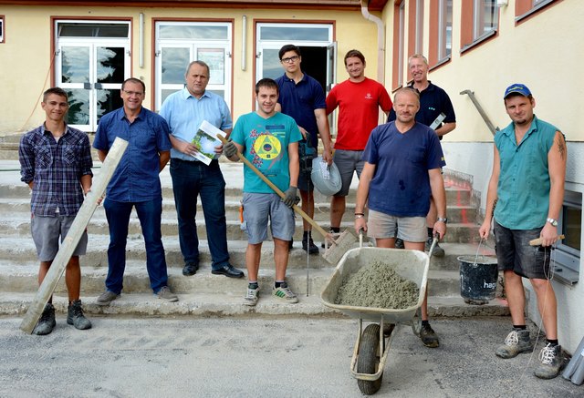 Die Halle wird an die aktuellen baulichen Sicherheitsstandards angepasst. | Foto: Josef Lang