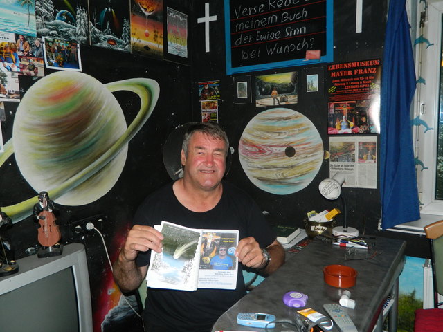Direktor Mayer und sein Buch