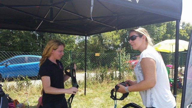 am Infostand gab Sabine Informationen zur Ausrüstung