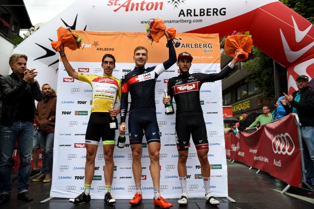 Brändle erneut an der Spitze: Trotz seiner Teilnahme an der Tour de France und dem 3. Platz beim Welser Innenstadtkriterium war bei Matthias Brändle keine Spur von Beinmüdigkeit zu finden.