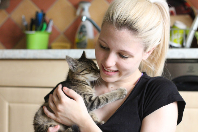 Fanni Bodnar hat die kleine Lucy sofort ins Herz geschlossen | Foto: Foto: privat