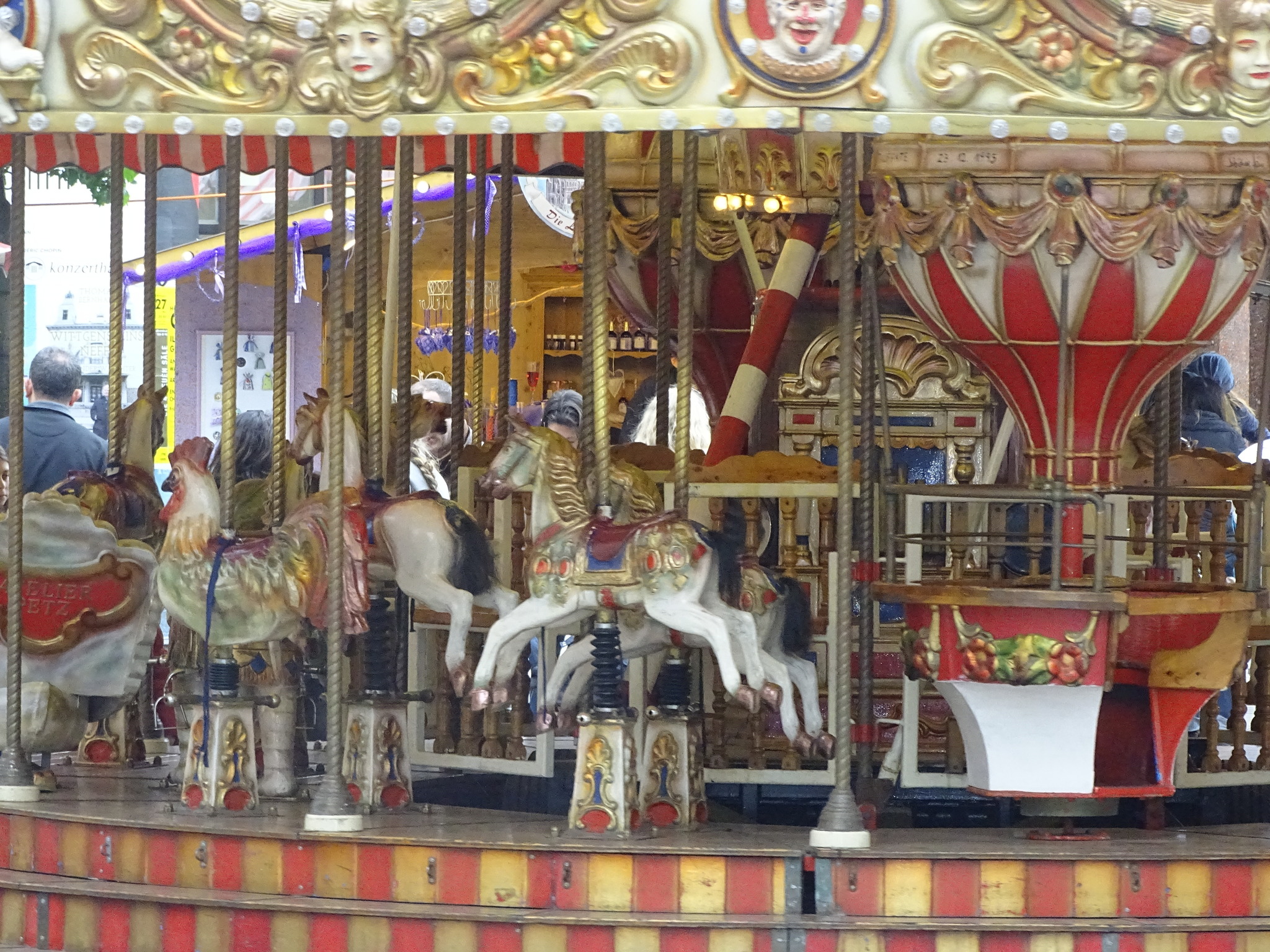 Altes Karussell auf dem Stefflkirtag 2015 (von Christoph Altrogge, Wien