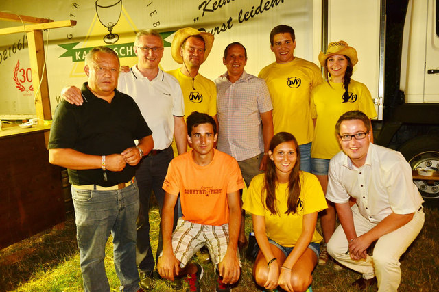 Auch 2. LT-Präsident Rudi Strommer und LA Markus Ulram besuchten das Countryfest. | Foto: Leitner