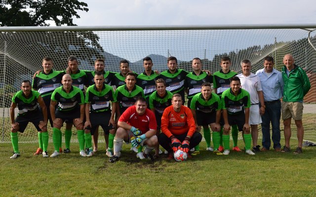 Auf eine gute Saison: Das ist sie, die neue Kampfmannschaft der WSG Brückl | Foto: KK