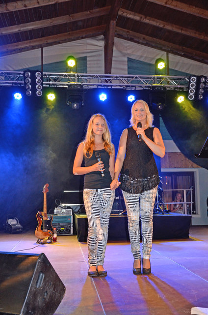 Pia Vanelly+Vivien live im Zentrum am Klopeiner See | Foto: KK