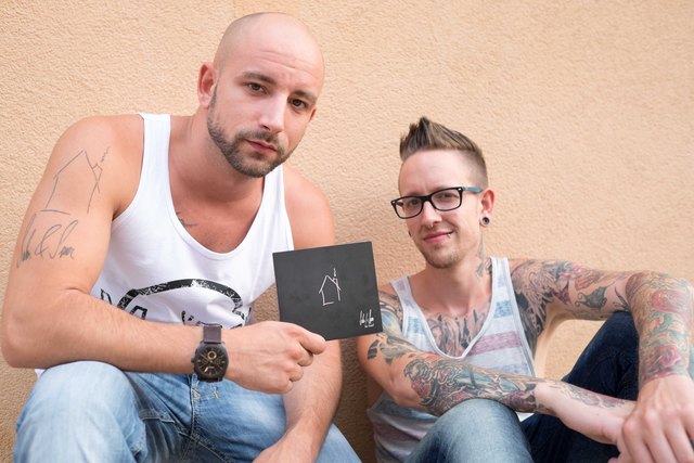 Seiler und Speer: Christopher Seiler und Bernhard Speer (v.l.) mit ihrem Debüt-Album "Ham kummst".