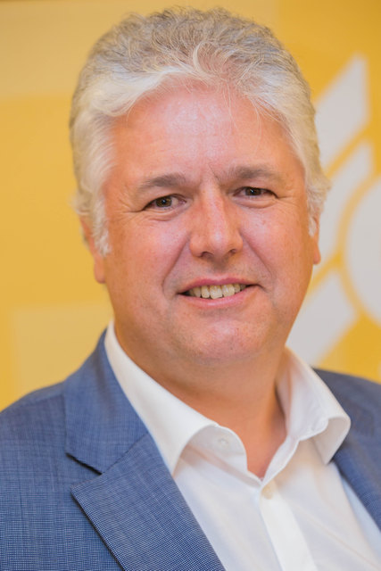 Die angestiegenen Medikamentenkosten gelten als Hauptursache für die roten Zahlen der SGKK. Im Bild Obmann Andreas Huss. | Foto: Neumayr/MMV