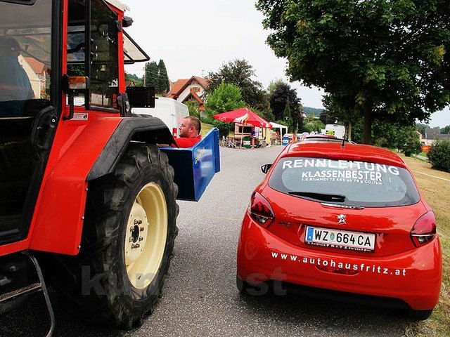 Die billigen Plätze sind auch belegt ;-)