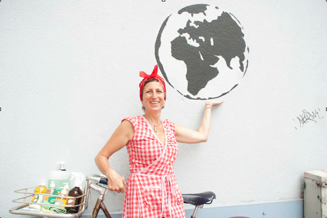 Heidelinde Haas will mit ihren Produkten zum Nachfüllen den Plastikmüll reduzieren und die Umwelt schonen. | Foto: füllbar